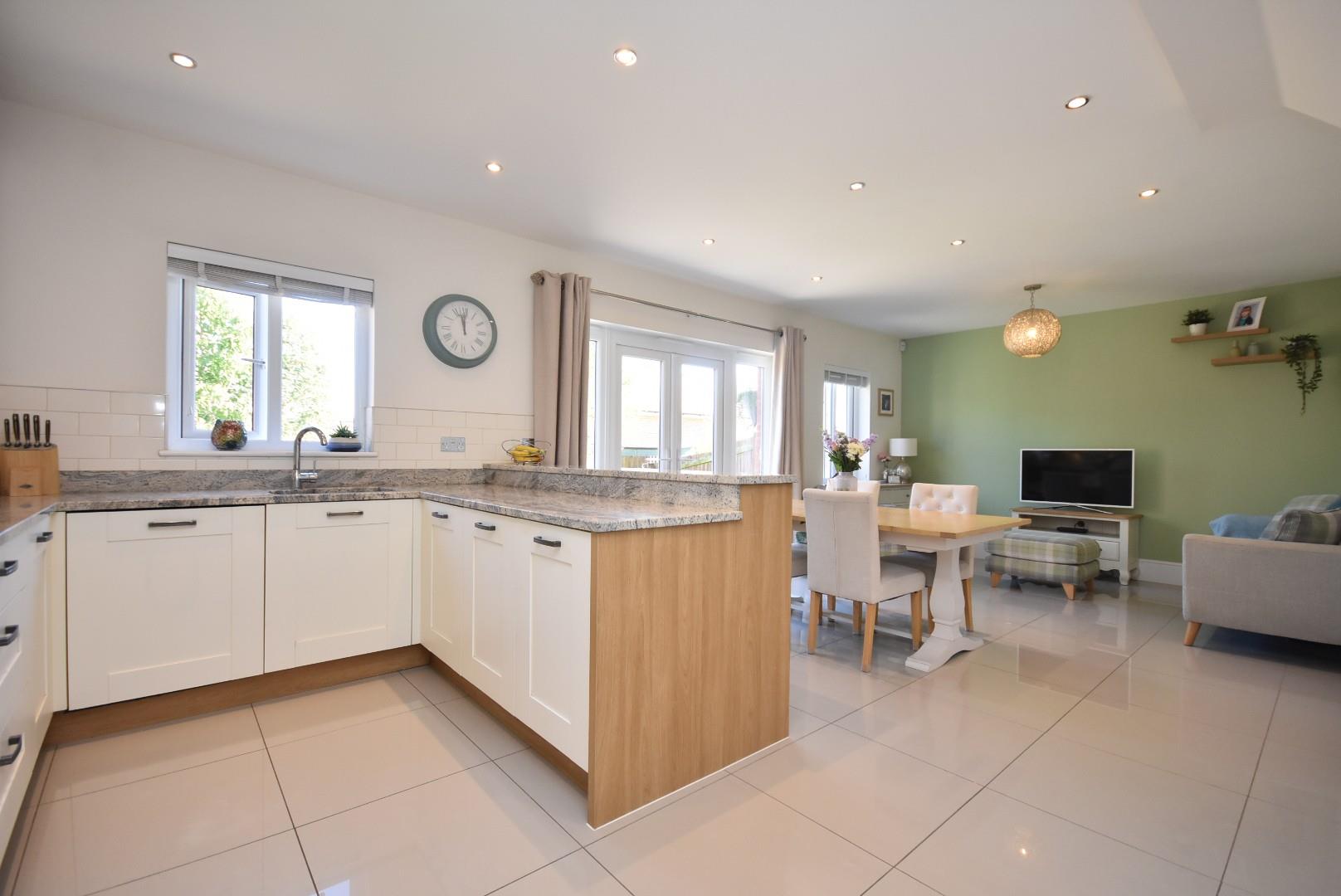 76 Burdons Close, Wenvoe, CF5 6FE